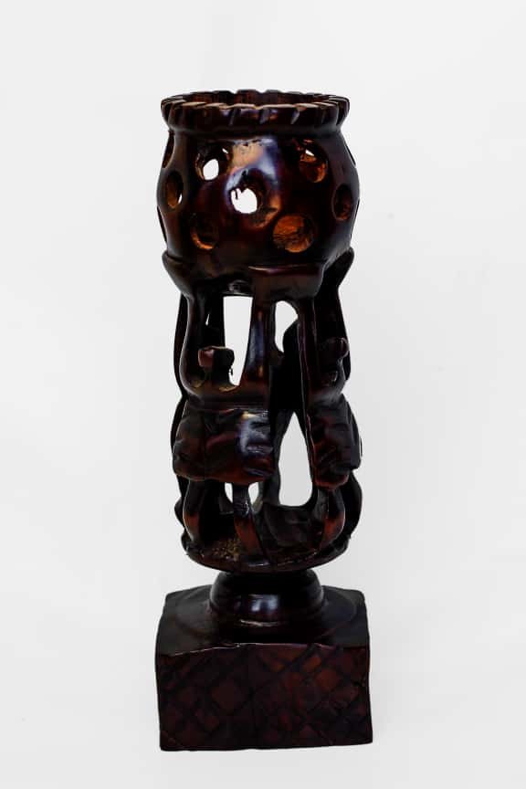 Les Gardiens de la Jarre Brisée